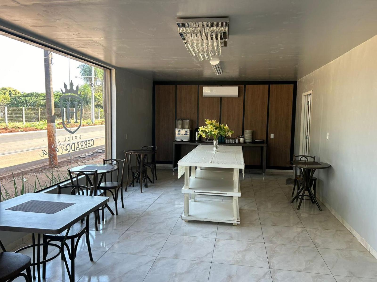 Cerrado Plaza Hotel -Dourados Bagian luar foto